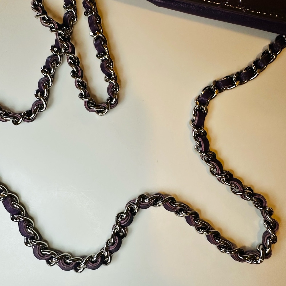 Chanel Quilted Burgundy Wallet On Chain - Picture 5 of 16